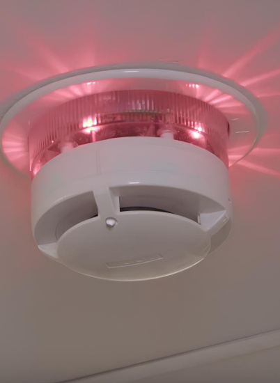 Новый пожарный свето-звуковой адресный оповещатель С2000-БОС